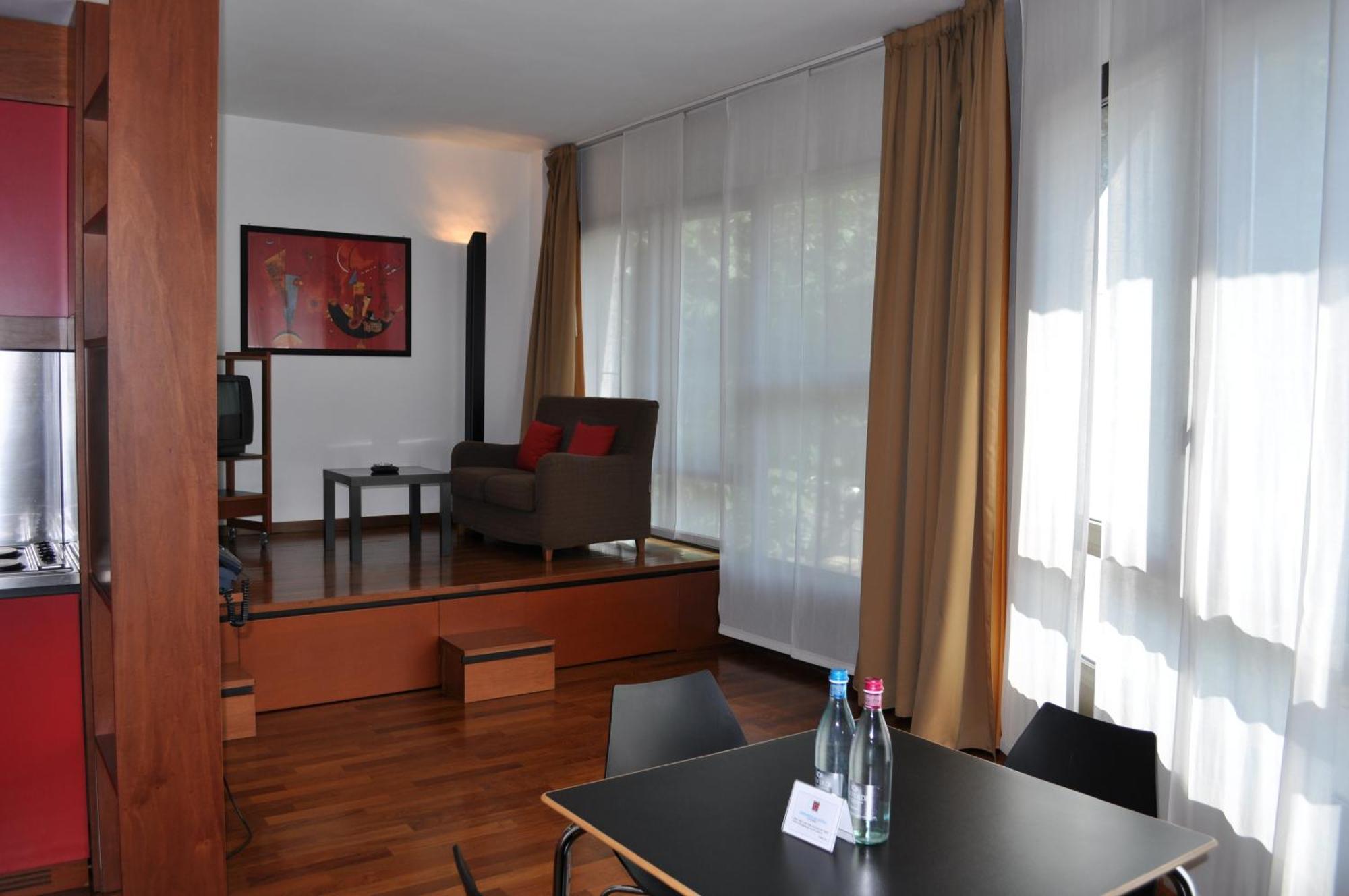 Residence Le Corti Милан Экстерьер фото